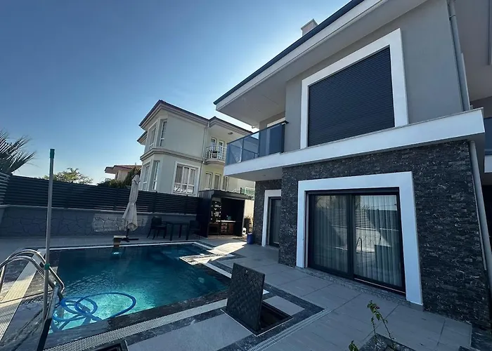 Pinewood * סלצ'וק