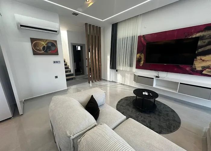 וילה Pinewood סלצ'וק