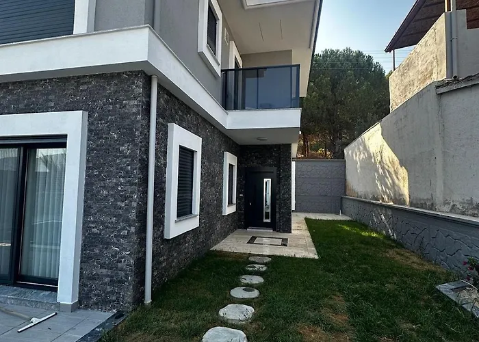 Pinewood Selcuk